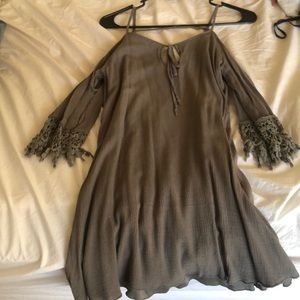 Army green loose dress